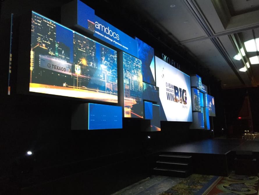 Pitch 2.97mm SMD2121 Indoor Rental LED Display Concert Led Screen