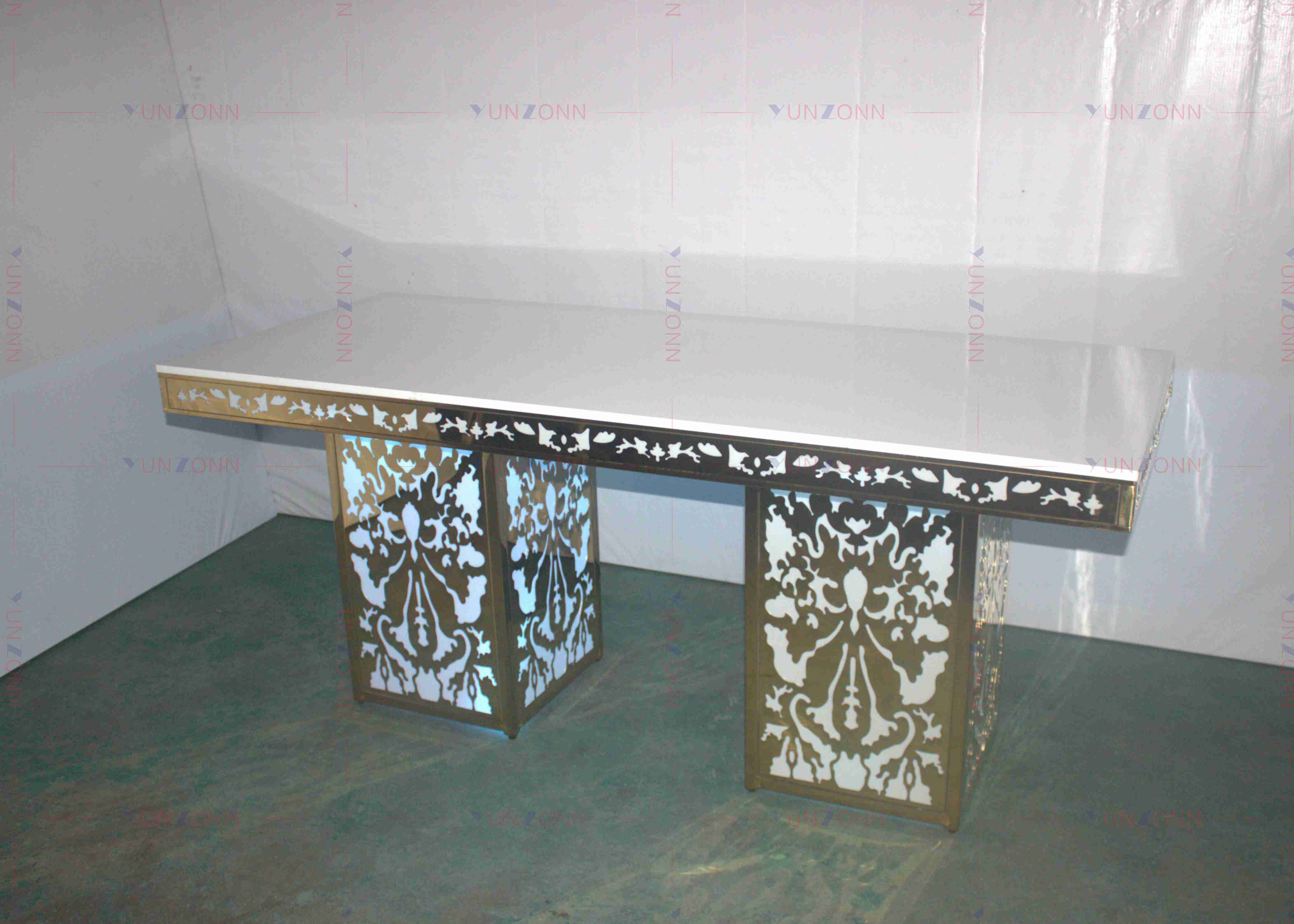 Stylistic Lighted Pub Table Pub Table Chair Set 4000X1200X750mm