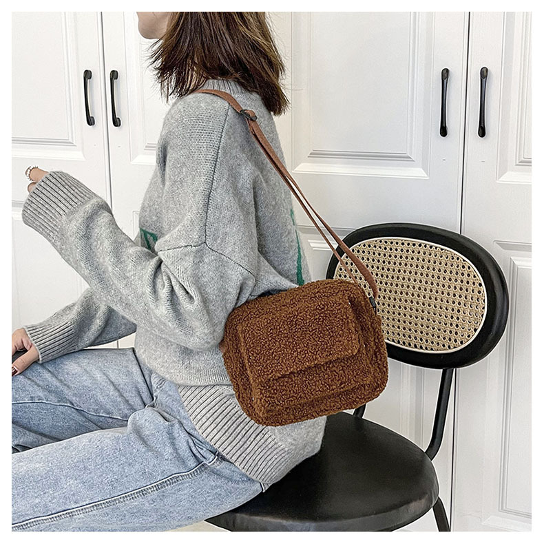 Cheapest New Plush Fabric Women's Shoulder Crossbody Bag Small Lambs Wool Fluffy Fur Winter Female Bag Designer Handbags