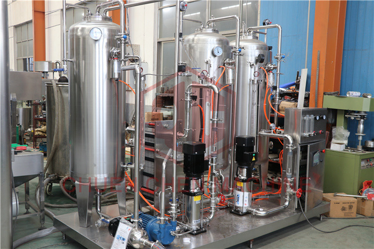 Liquid Glass Bottle Filling And Capping Machine for CO2 Carbonated Drink