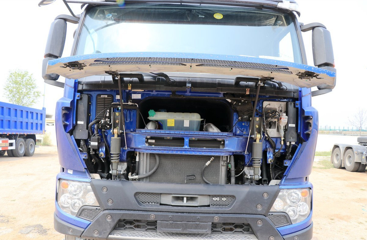 Howo Tipper Truck 12 Tires Howo T7 Dumper Leaf Spring 440hp 30-50 Tons Payload Thickened Box