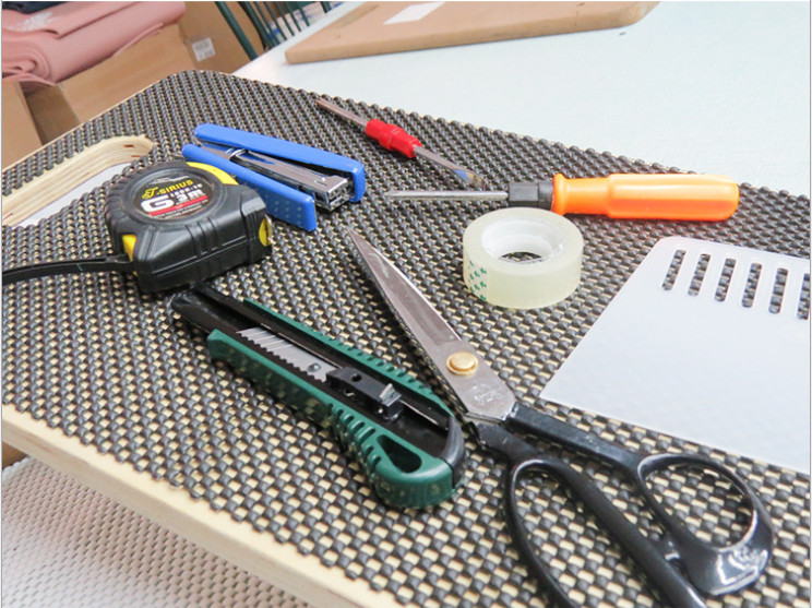 Cold Resistance PVC Anti Slip Mat 440g 50cm X 80cm For Tools And Instrument Plastic Fabric
