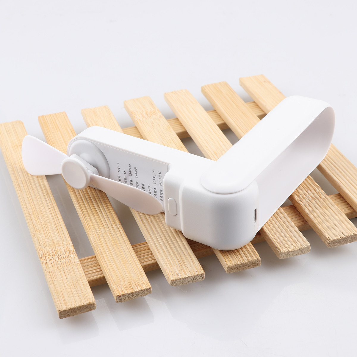 Portable Car Charger Adapter Small Hand Fan DC 5V 1A With 120 Degree Rotation