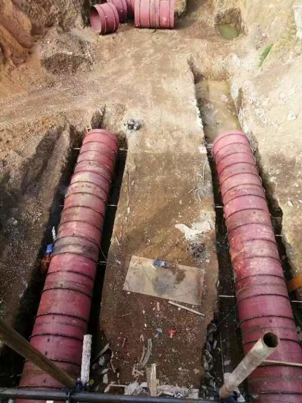 Hydropower Plant Steel Penstock Pipe Seamless Welded Joint Customizable Length