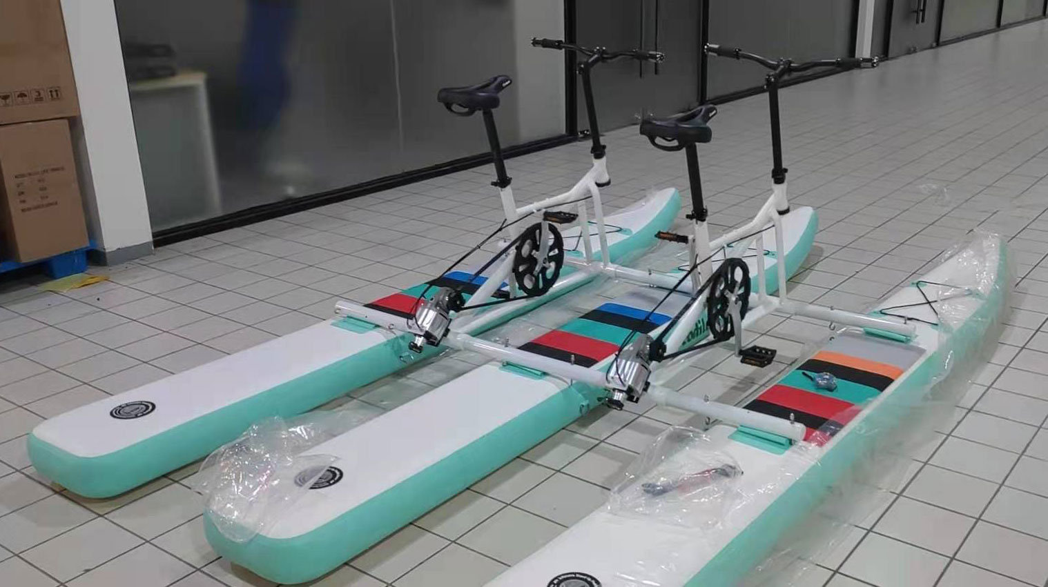 Outdoor Sports Equipment Water Tricycle Bike Inflatable Bicycle For Resort Hotel