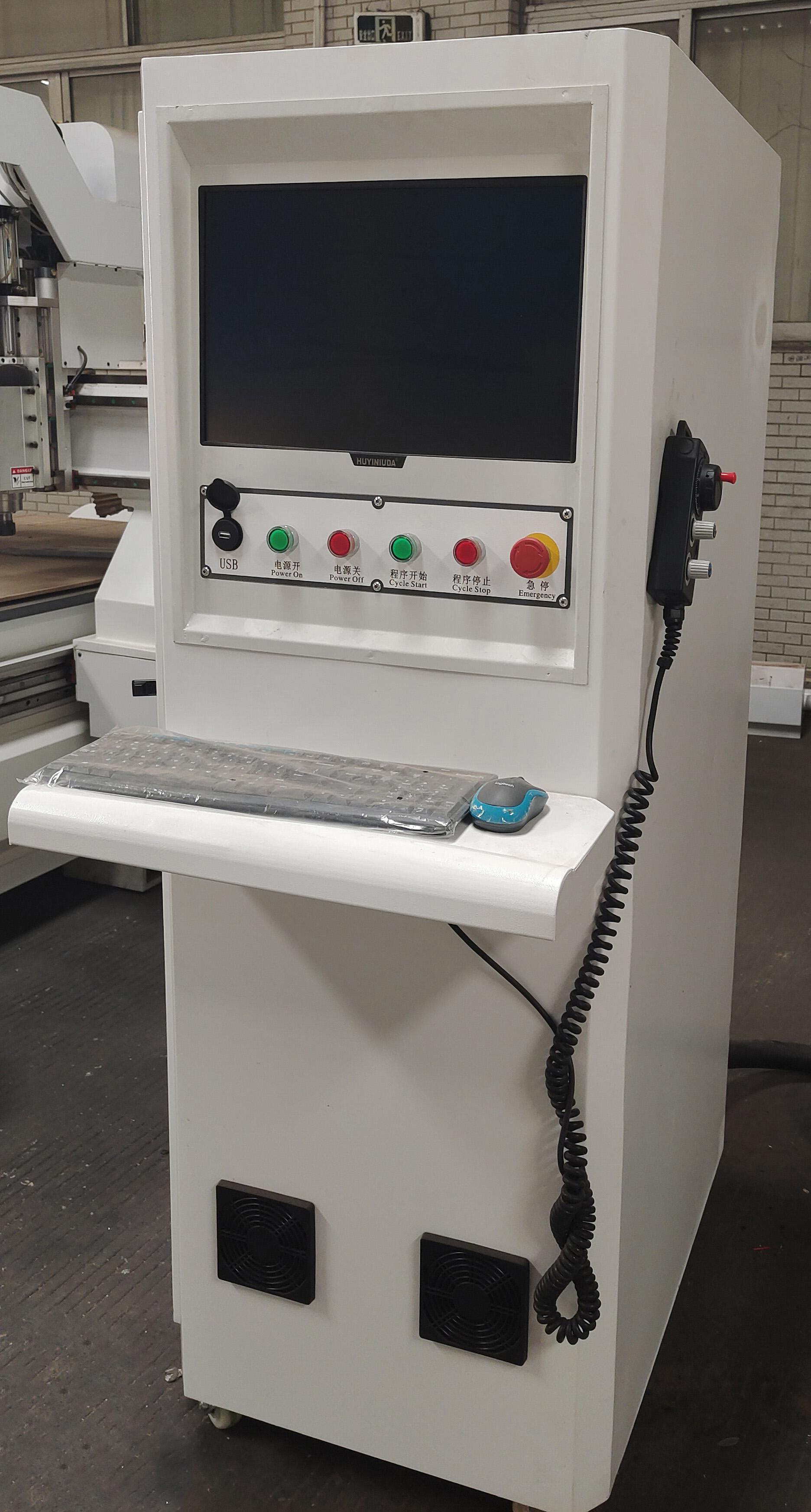 Woodworking 3 Axis Cnc Router Machine 6kw 40m/Min