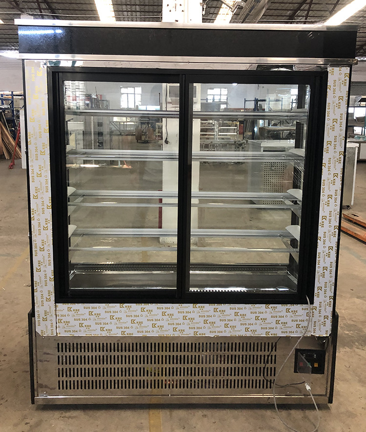 Vertical Bakery Glass Showcase , Fan Cooling Soft Drink Refrigerator 4 Shelf Type