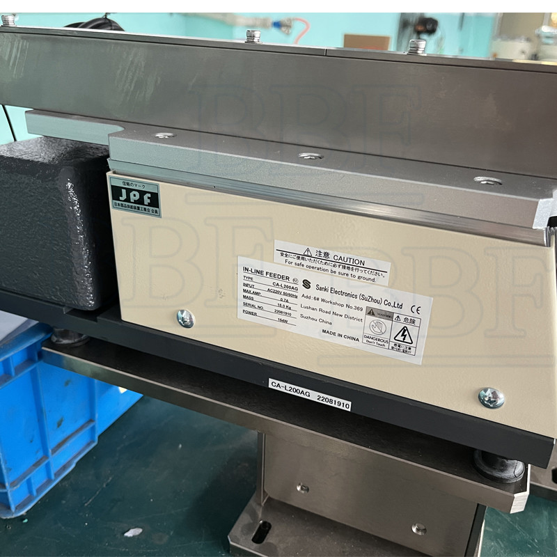 Sanki CA-L200AG Vibratory Linear Feeder Electromagnetic Linear Vibrating Feeder