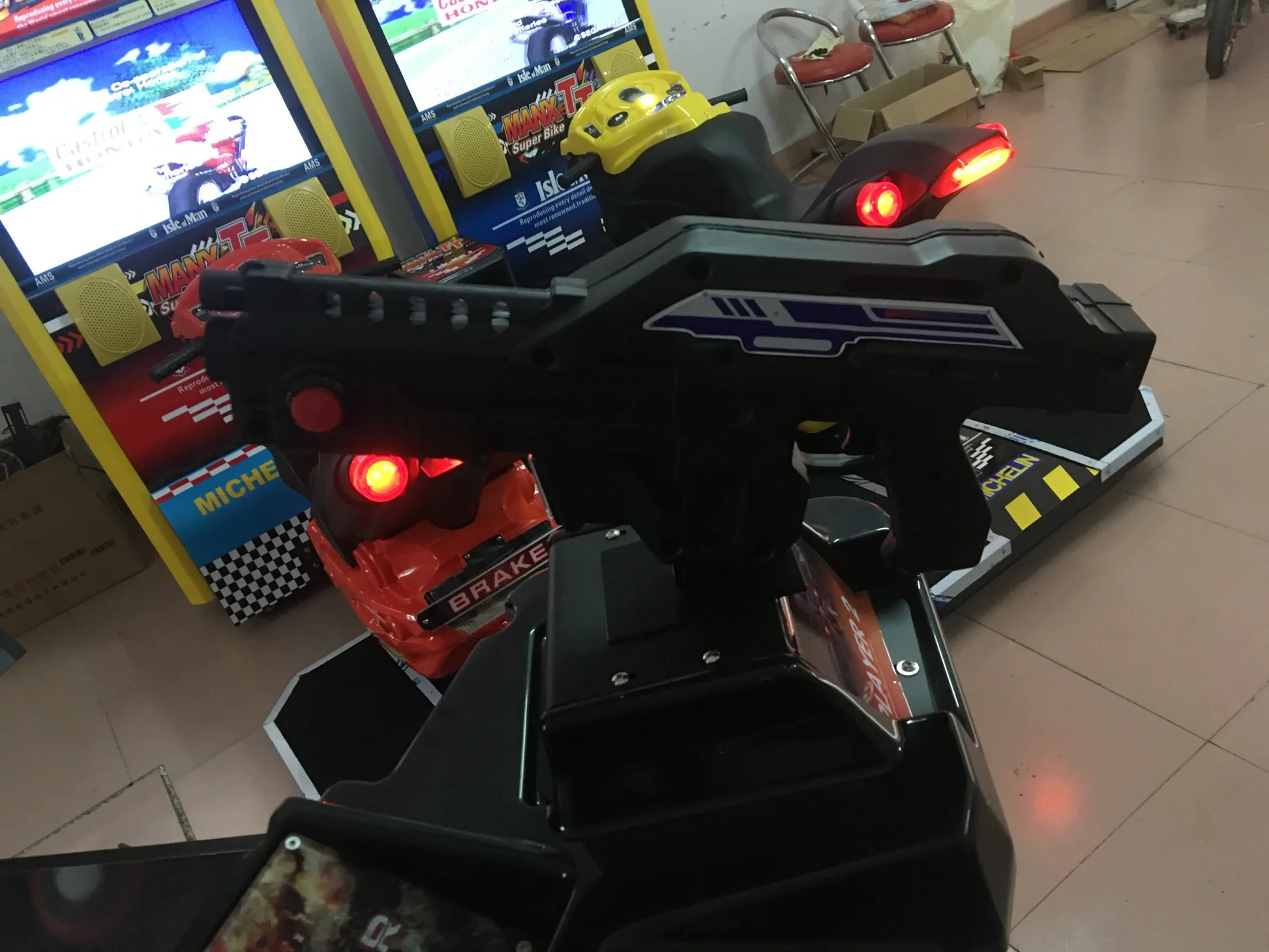 42'' LCD Erminator Salvation Shooting Gun Game Machine Exciting Arcade Video Gun Shooting Games