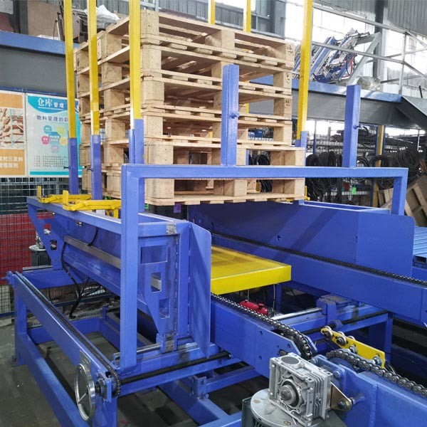 Tunisia European Block Pallet Building Machine For Wood Pallet