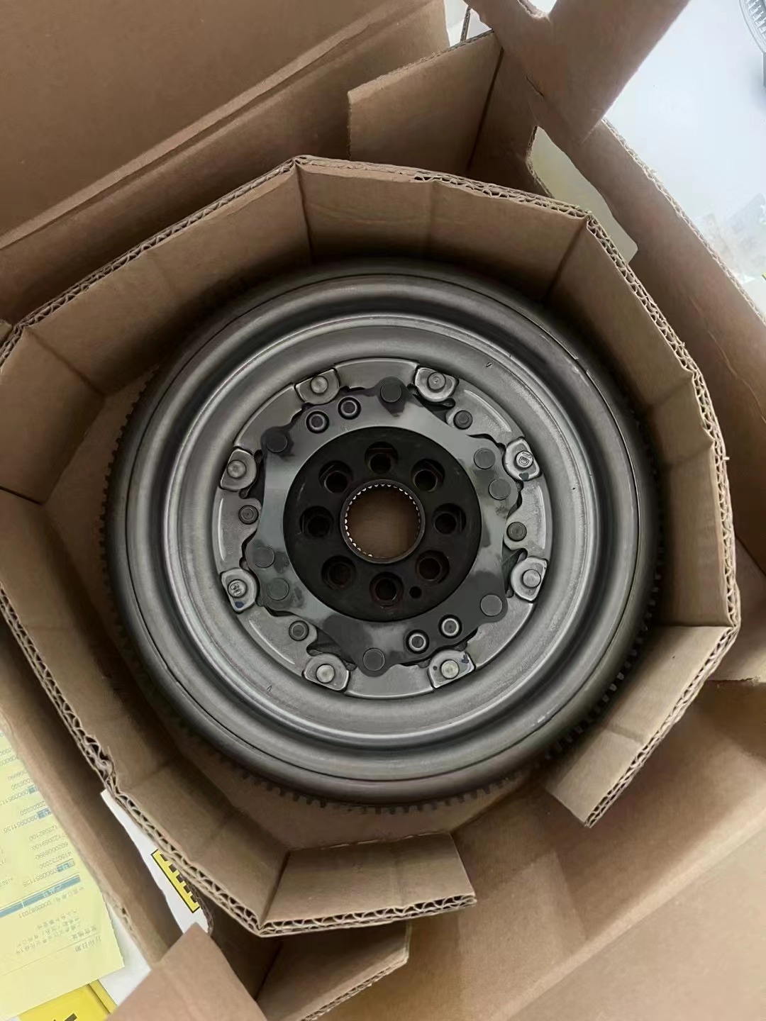Clutch kit for Audi SEAT SKODA VW DQ250 06J105266D Dual Mass Flywheel Part Number 36001826