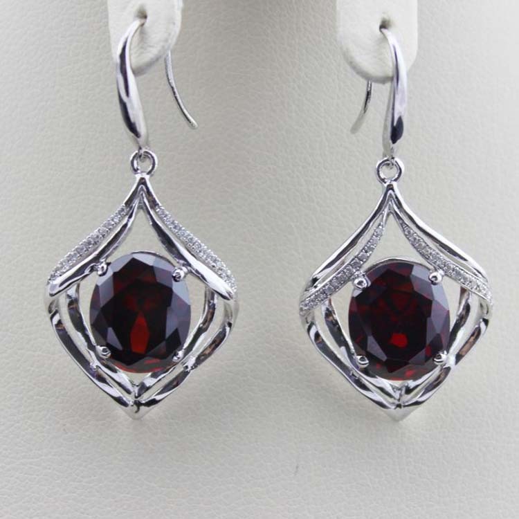 Fashion 925 Silver Oval Purple Amethyst Cubic Zircon Dangle Earrings (PSJ04872)