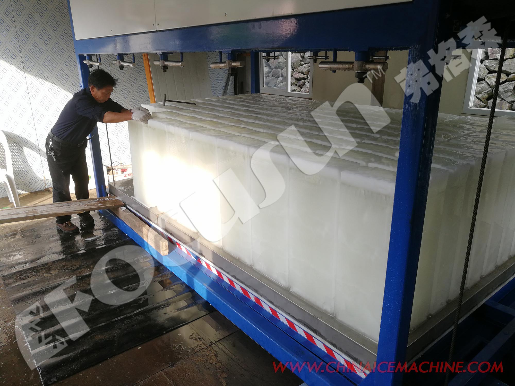6-tonne Capacity Ice Block Machine for Bar or Block Ice in Sur Commande Dimensions