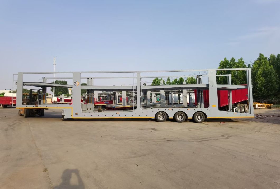 High Quality 3 Axle Transport8 Units Car Carrier Trailer Truck