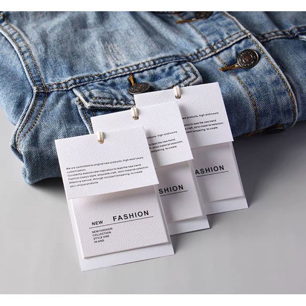 Gelebor ISO9001 Clothing Tag Label Embossing Clothes Hang Tag Ivory White