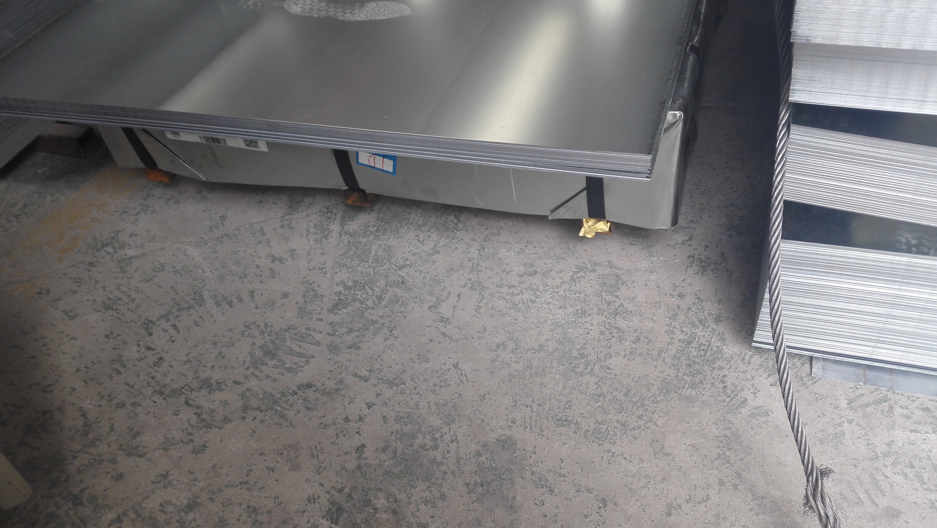 Aluzinc Steel Galvanized Steel Coils DX51D AZ120 Anti Fingerprint Electro Galvanized Steel Sheet