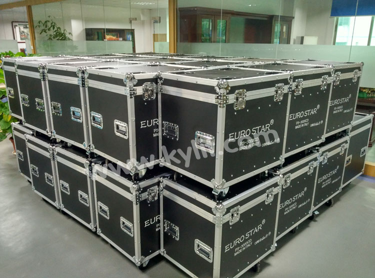 IP67 10mm Pixel Pitch Outdoor LED Billboard Display H / V 120 / 60degree For Cross Road