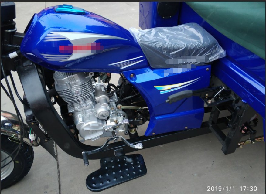 Heavy Loading Loncin 150CC Engine 1.5m*1.2m Gasoline Tricycle