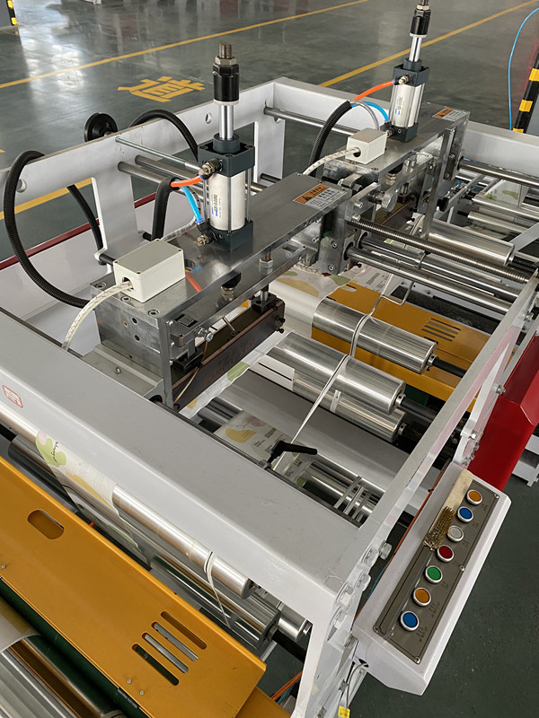 HOT Side Sealing Machine Film Folding Machine High Speed Sealing 300m/Min