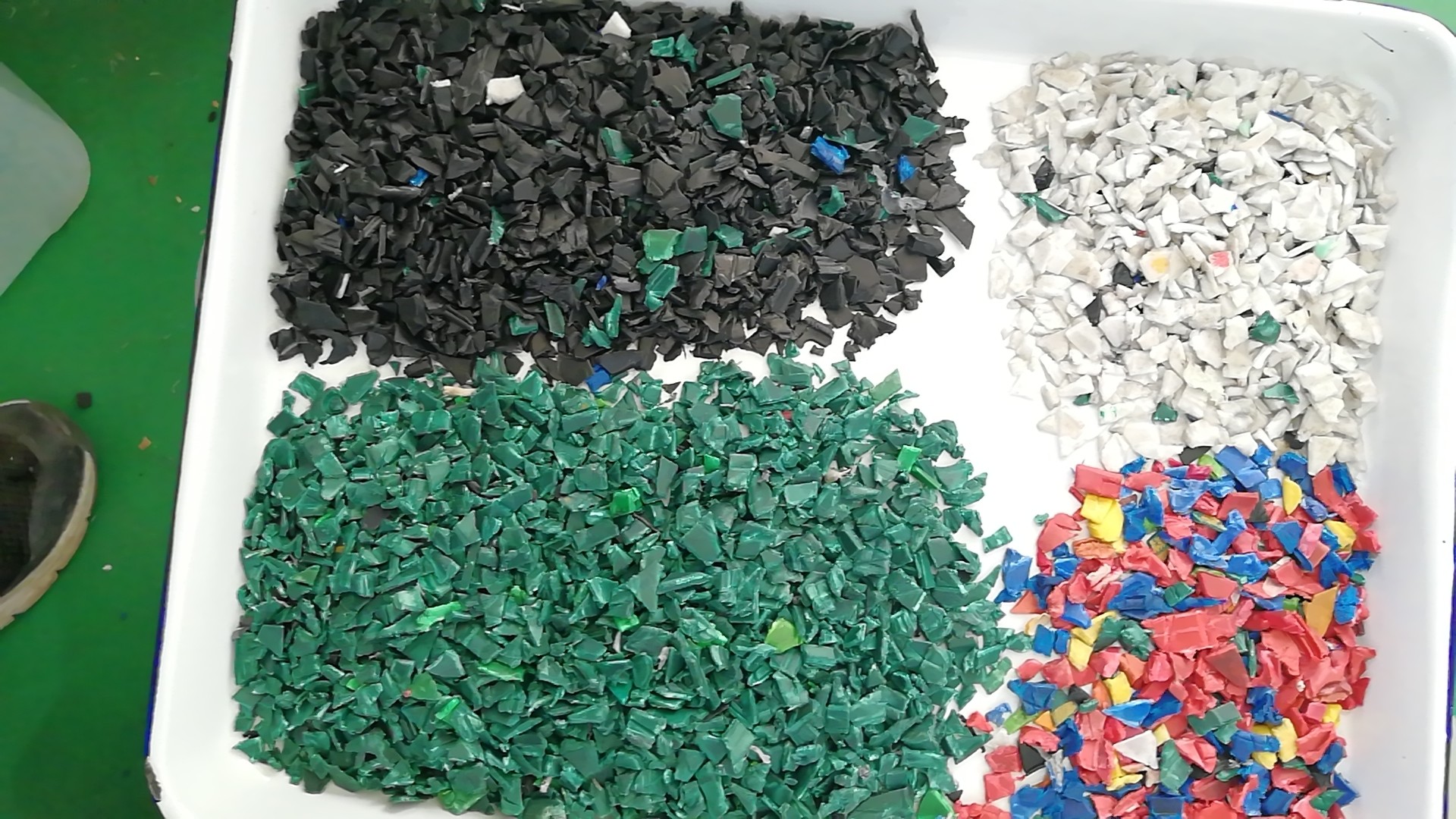 Wholesale Good Quality Optical PET Bottle Scrap Color Sorter Machine Made In China