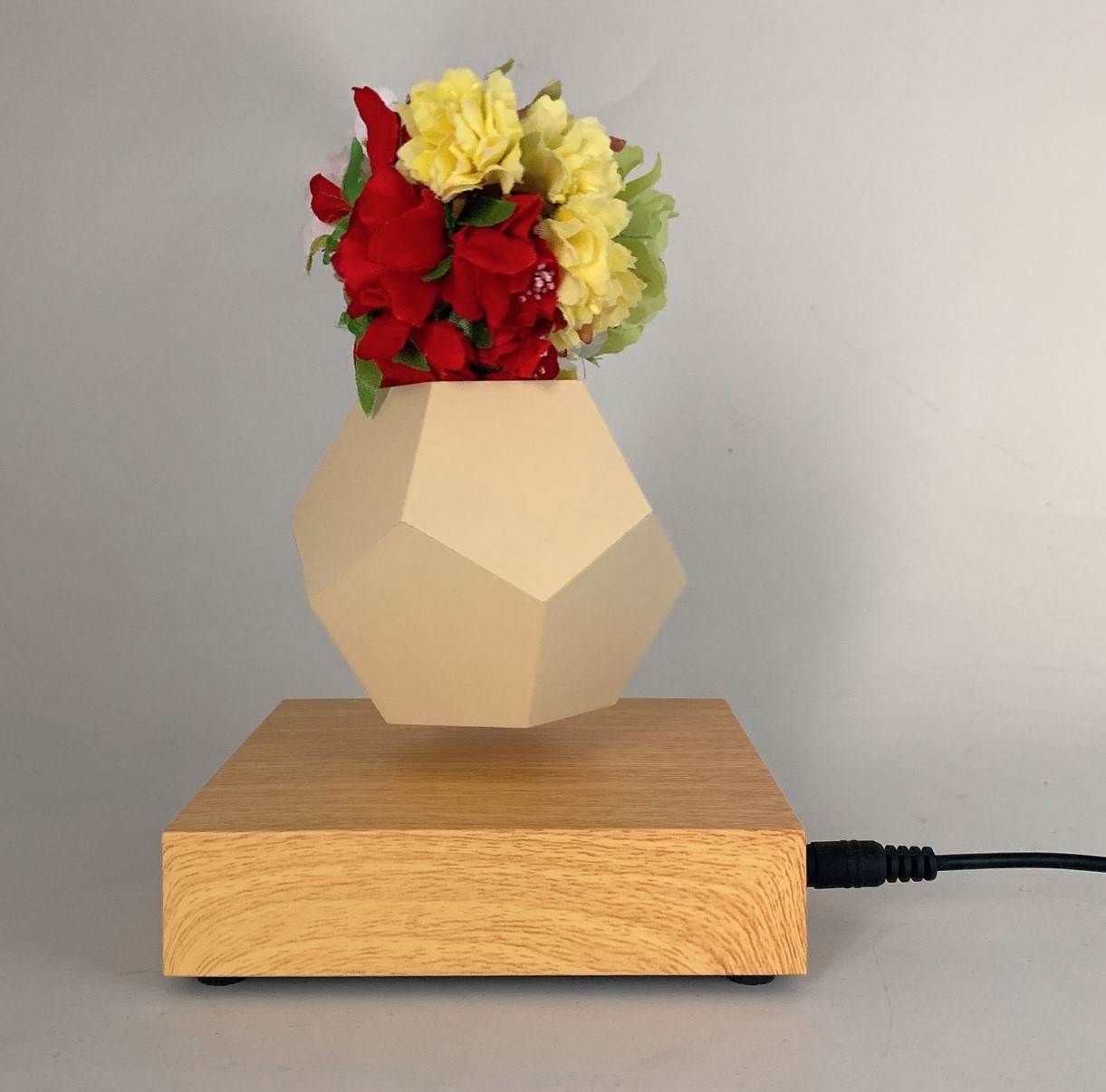 Magnetic levitation Plant Pot & Base Creative Potted Plants flower plant pot