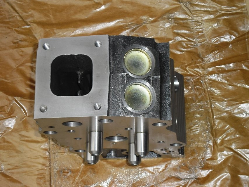 For Cummins K19 3811988 cylinder head