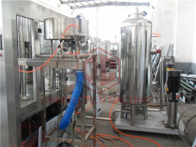 Counter Pressure CSD Carbonated Drink Filling Machine / Soft Drink Bottling Equipment