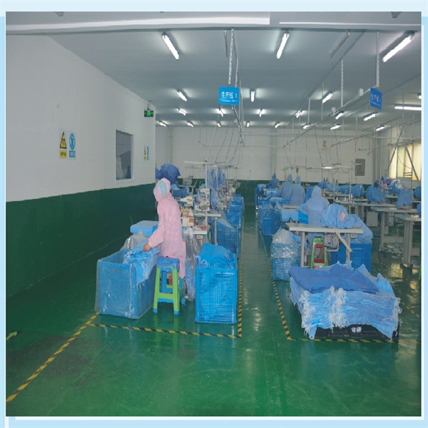OEM Sterilization CE C SECTION Universal Surgical Drapes With Fenestrated