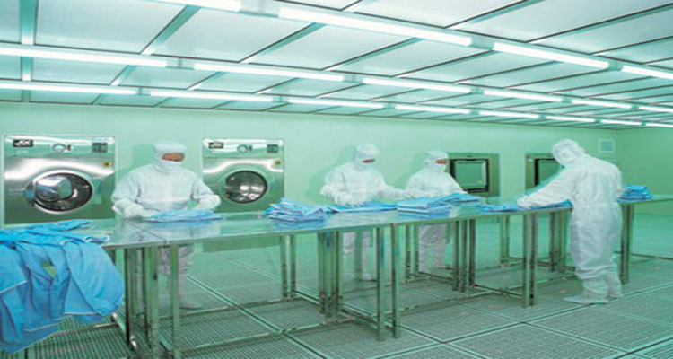 Waterproof PE Coated PP Isolation Gown Disposable With Elastic Cuff