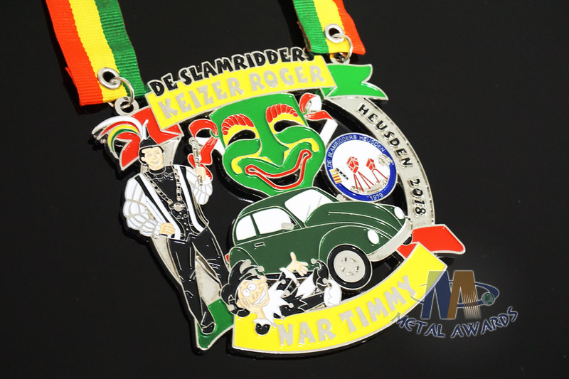 80 * 2.5mm Metal Award Medals Shiny Brass Plating Customized For Carnival