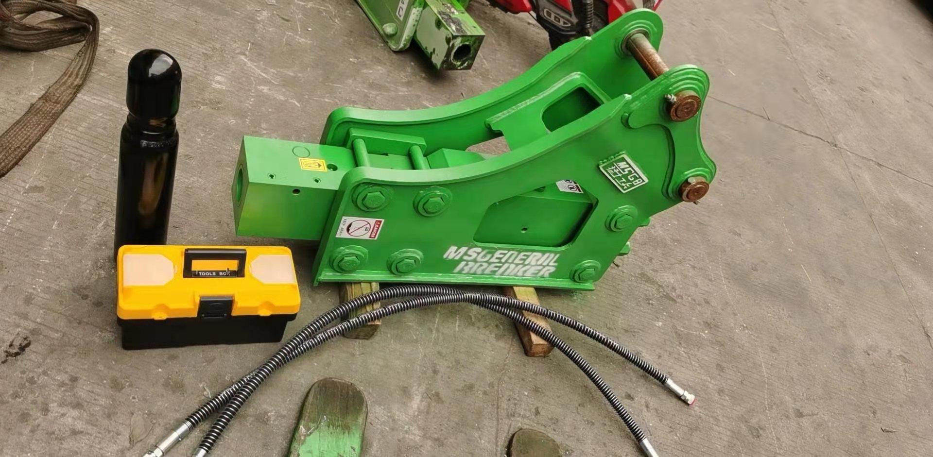 Electric Hydraulic Excavator Attachments 40CRMO Excavator Jack Hammer