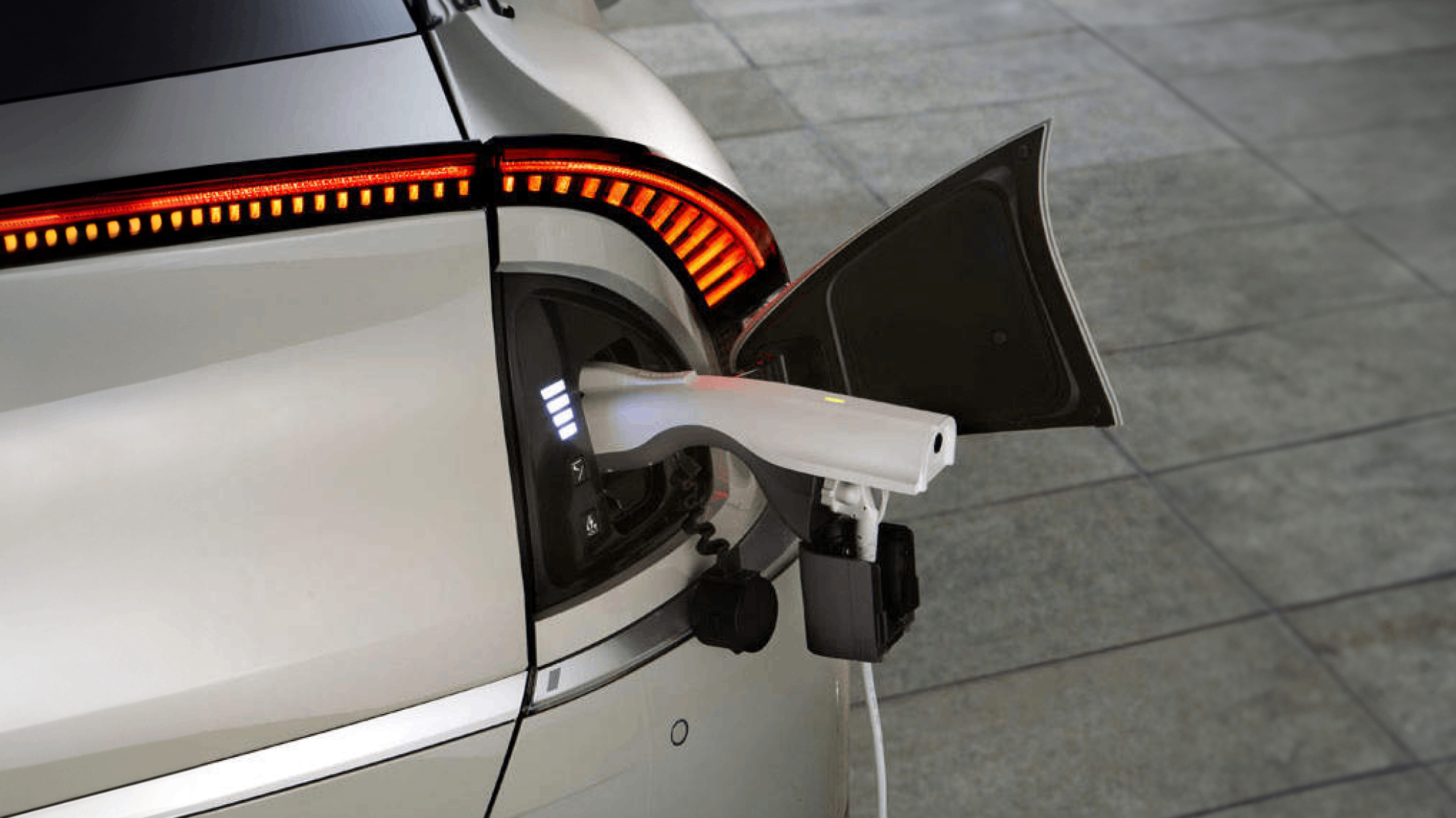 2023 2024 CLTC Endurance 617KM/555KM Pure Electric Coupe Kia Energy EV6 Made in and with 100 km/h Acceleration 3.5S-7.3S