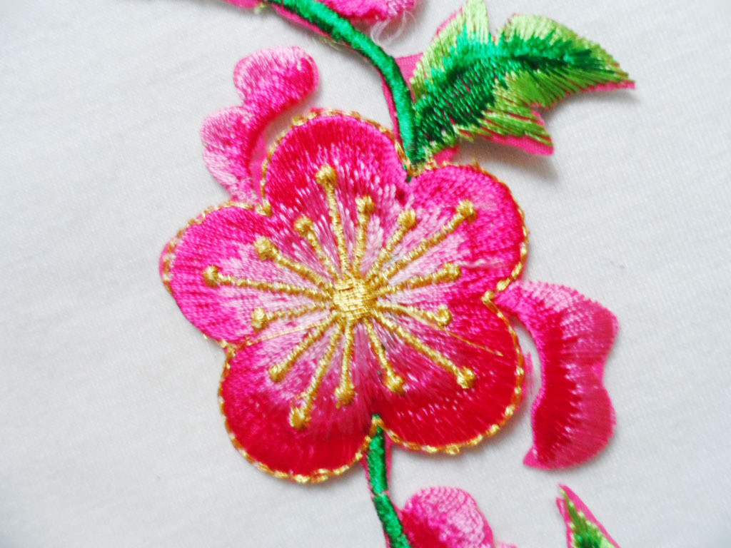 Apparel Accessories Red Rose Embroidery Lace Applique Hot Fix Motif