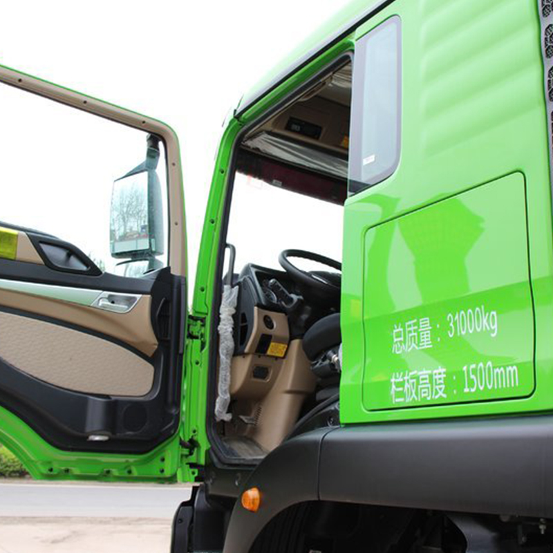 Diesel Fuel HOWO Dump Truck 8X4 Used Tipper Truck for All Africa Market 20 Cubic Capacity