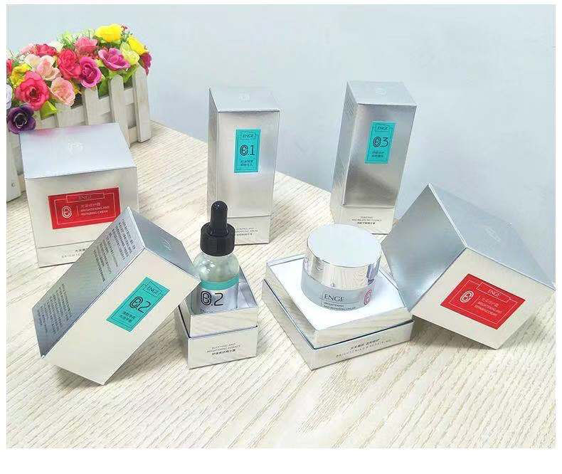 Custom printing Korea silver cardboard paper frosted UV cosmetics packaging box