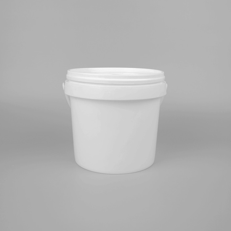 15*13.5*14cm Stackable Plastic Beach Buckets 2L Plastic Bucket With Lid