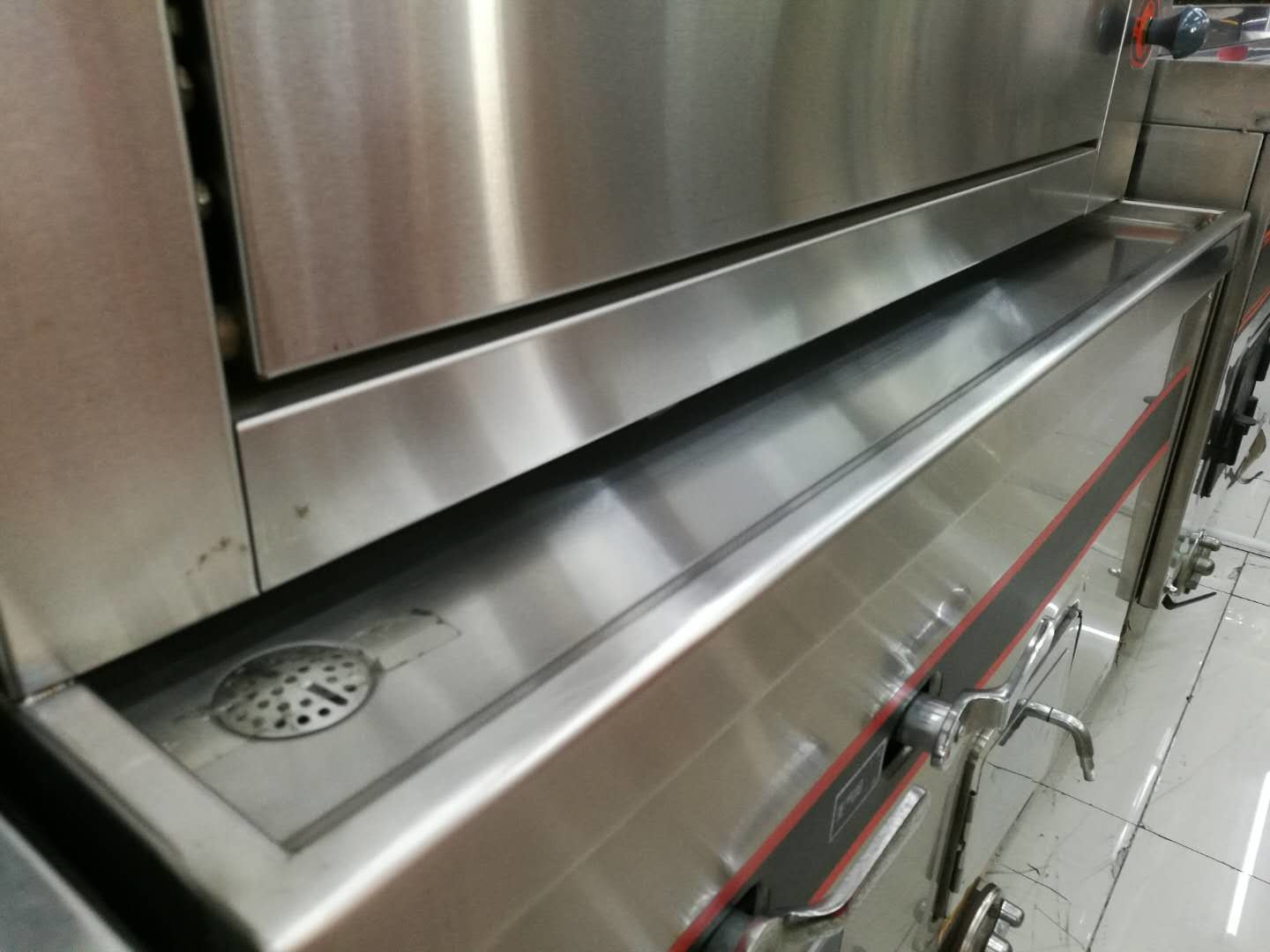 3 Door Full Commercial Electric Steamer / Stainless Steel Gas Steamer 900 * 820 * 1850mm