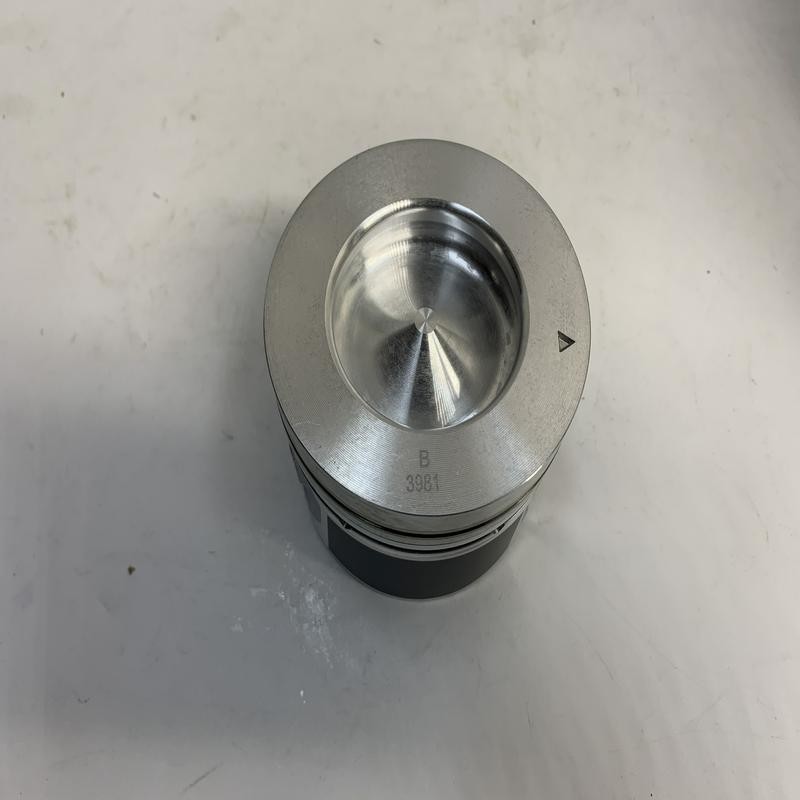 4LE2 Isuzu Custom Diesel Pistons 75D 85D SK75 EX75 SY75 isuzu piston and liner kit 8-98068158-2