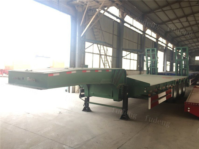 Gooseneck Semi Low Bed Trailer , Heavy Equipment Low Loader Trailers