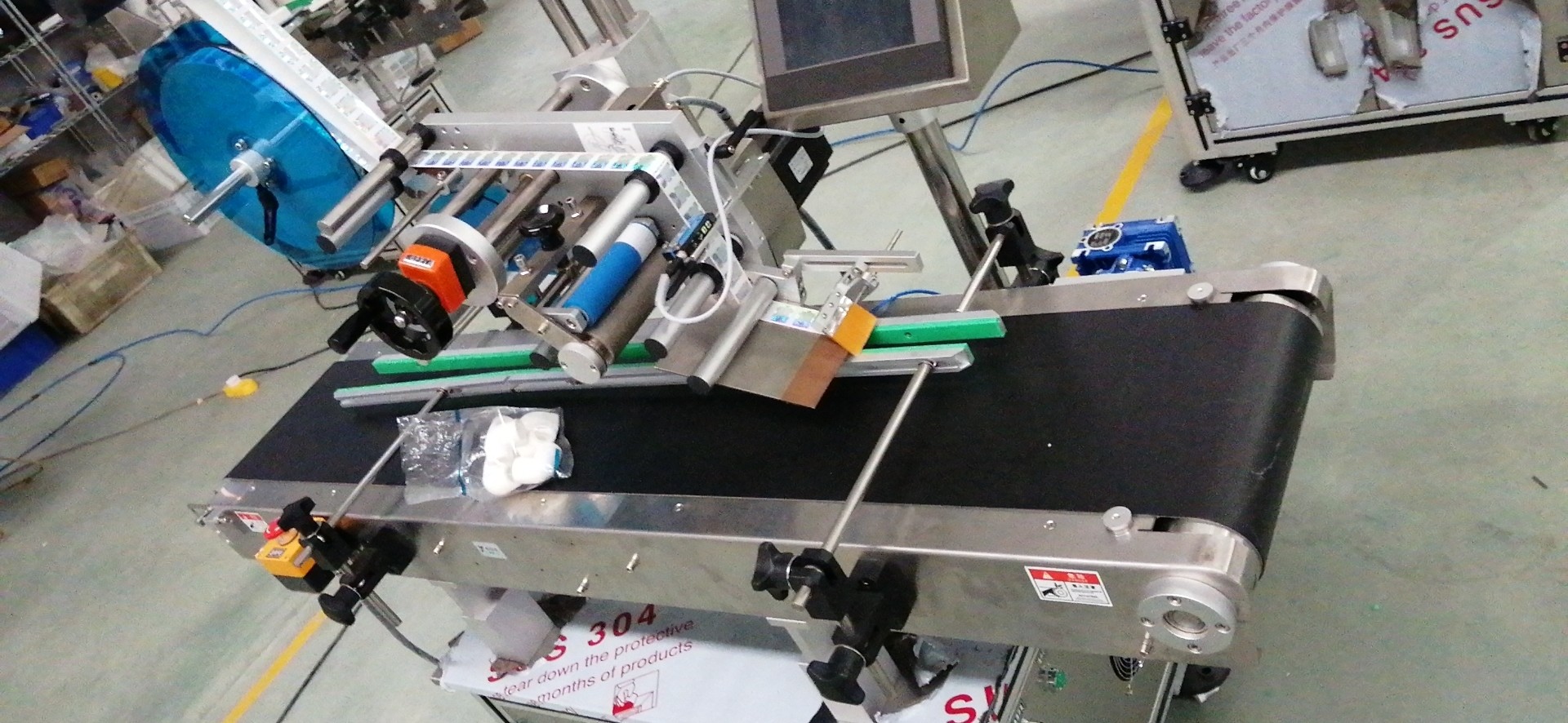 Taichuan factory price bottle/box sealing labeling machine in business