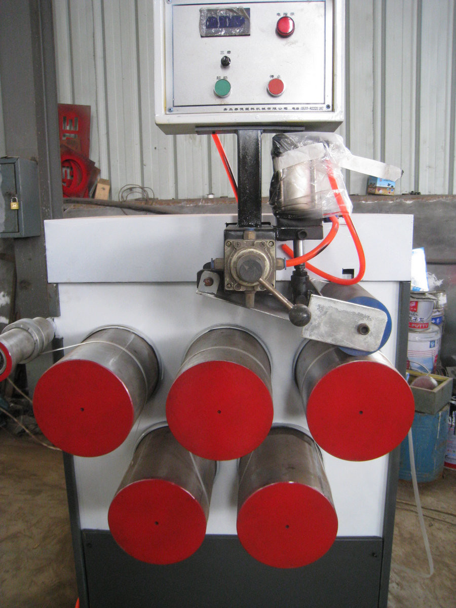 9 - 25mm Width PP / PET Strapping Band Production Line Compact Structure