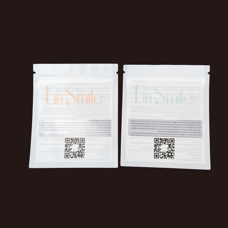 Custom Printing Aligners Bag Clear Dental Packing Zip Lock Heat Sealing Bag Teeth Whitening Clean Mylar Bags For Aligner