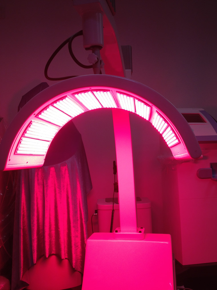 PDT LED Red Light Therapy For Skin / Wrinkles , Red Light Facial Therapy Devices