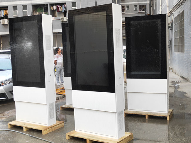 55 Inch Outdoor LCD Sign Board HD Display Android / Windows Totem Advertisement Digital Signage Kiosk