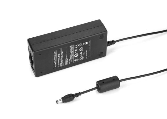Certified Black Slim Desktop Power Adapter 65W 3.42A Output Current Universal Plug Type