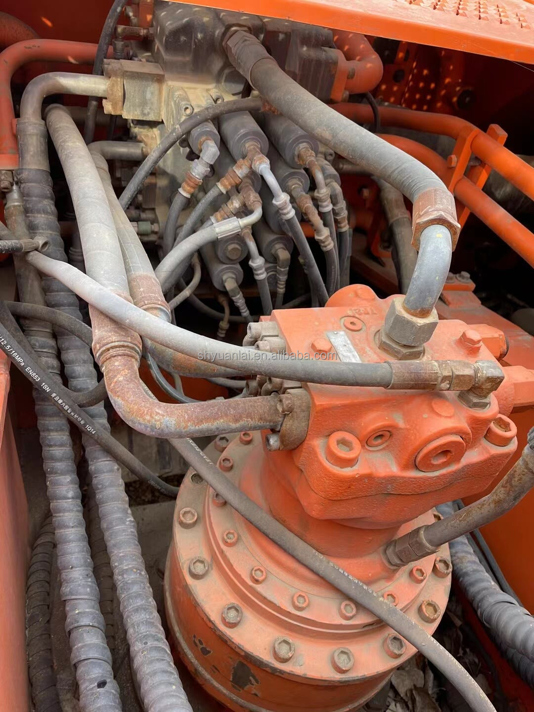 Used Doosan DH300lc -7 Super Excavator with High Slope Efficiency and Good Cab Sealing