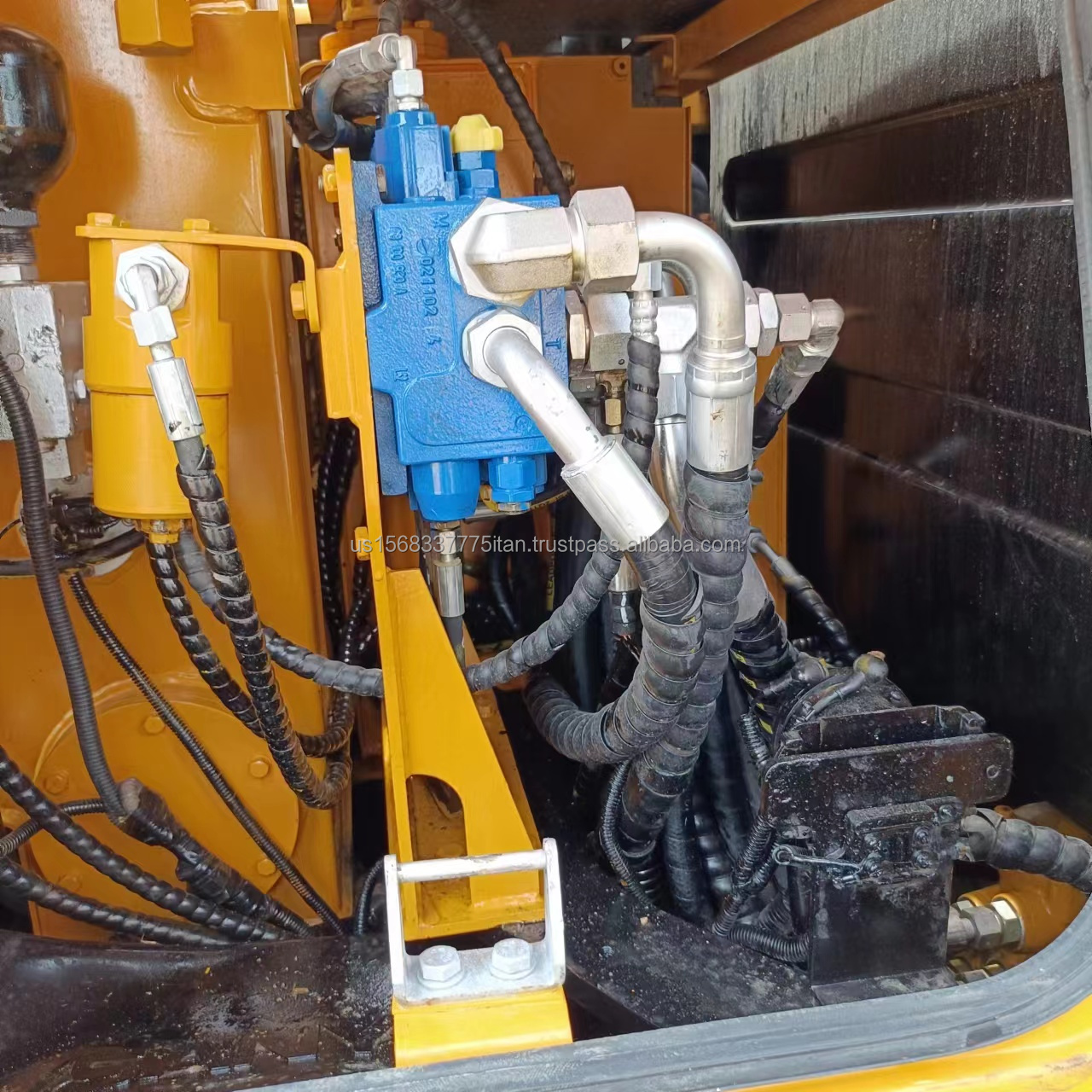 Used Sany SY60C Excavator with 0.28M³ Bucket Capacity and 6000 KG Machine Weight