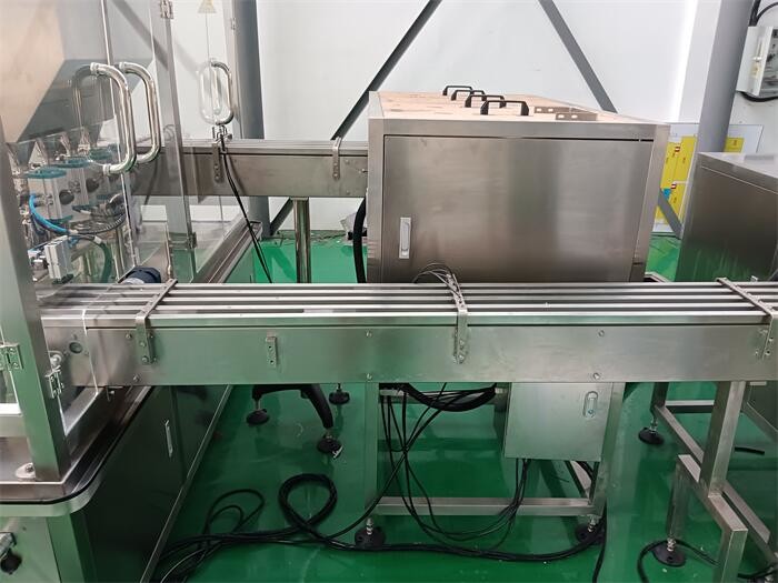 Advanced Gel Filling Capping And Labeling Machine with 5 Kw and ±0.5-2% Filling Precision