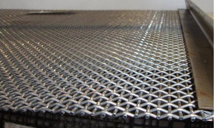 Stone Crusher Vibrating Crimped Woven Wire Mesh For Quarry Mining