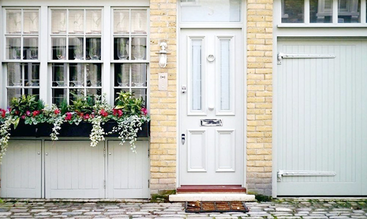Onsite Training Included Sleek UPVC Window and Door Profile for Contemporary Homes